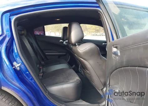 2022 Dodge Charger Scat Pack z USA, uszkodzony, nr VIN 2C3CDXGJ1NH213734